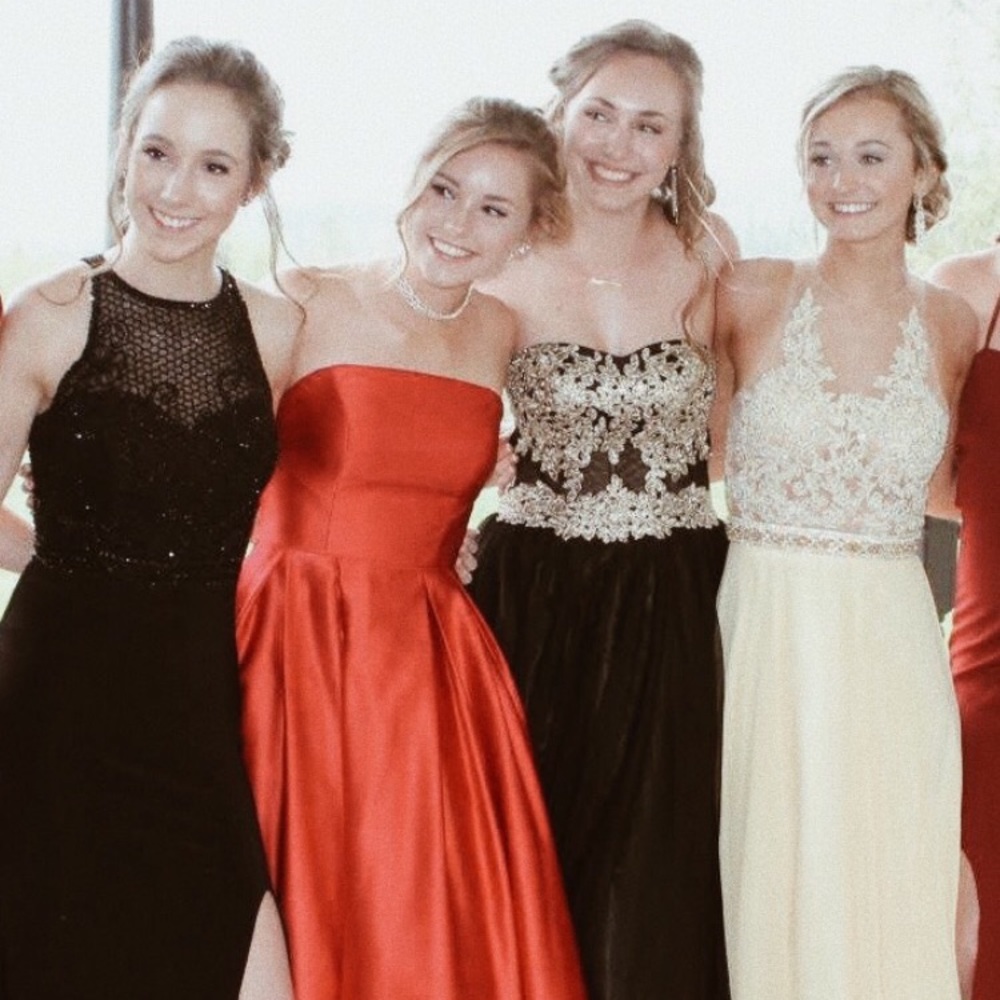 USED RED HALTER TOP BALL GOWN PROM DRESS